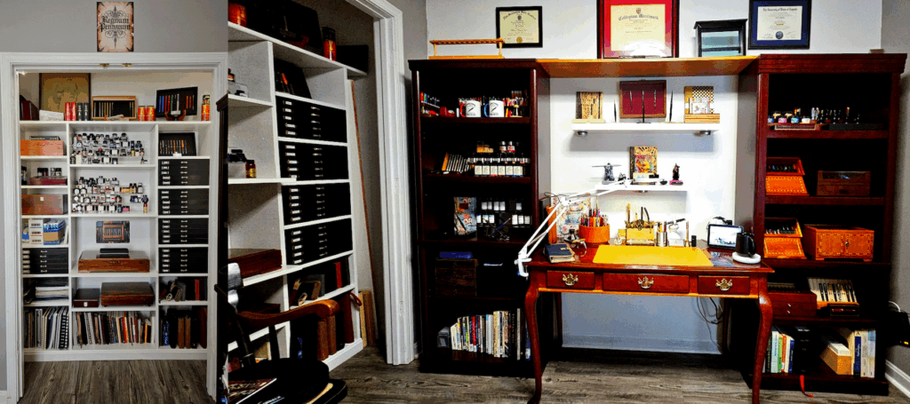 Pen Room, Pen Realm Pen Room, Pen Realm