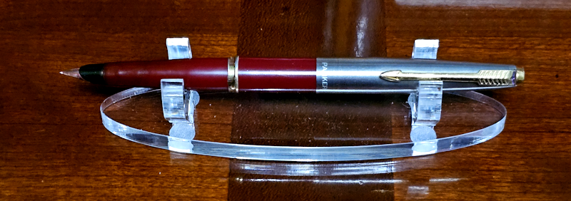 Parker 45 GT Burgundy fountain pen circa 1963